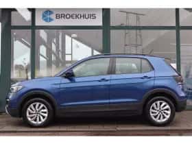 Volkswagen T-Cross (2023) thumbnail 2