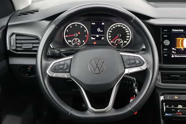 Volkswagen T-Cross (2023) thumbnail 6
