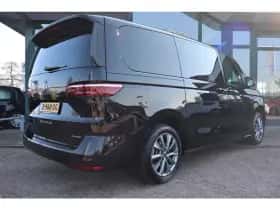 Volkswagen Multivan (2024) thumbnail 8