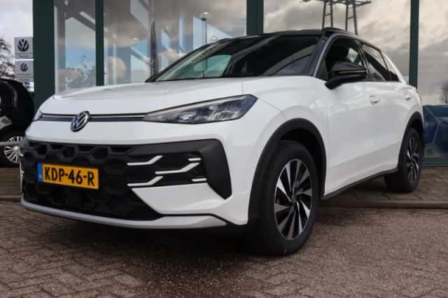 Volkswagen T-Roc (2026) thumbnail 1