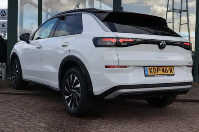 Volkswagen T-Roc (2026) thumbnail 3
