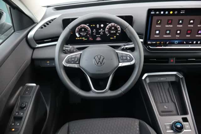Volkswagen T-Roc (2026) thumbnail 5