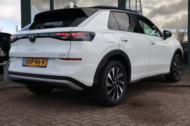 Volkswagen T-Roc (2026) thumbnail 8