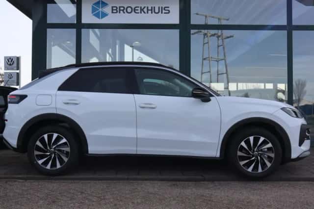 Volkswagen T-Roc (2026) thumbnail 9