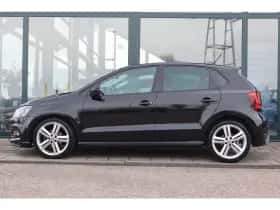 Volkswagen Polo (2017) thumbnail 2