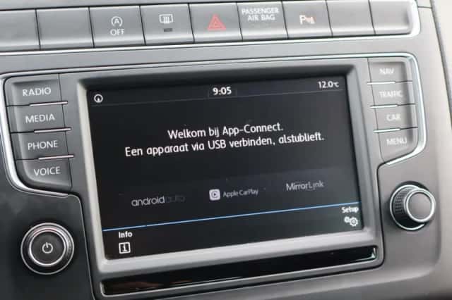 Volkswagen Polo (2017) thumbnail 27