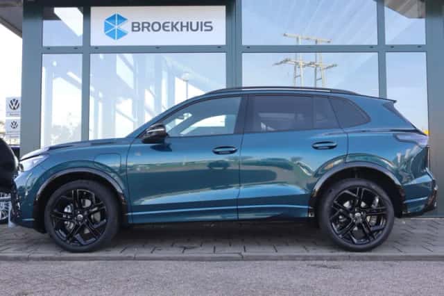 Volkswagen Tiguan (2026) thumbnail 2