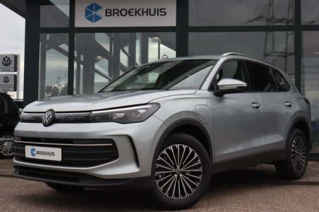 Volkswagen Tiguan (2026) thumbnail 1