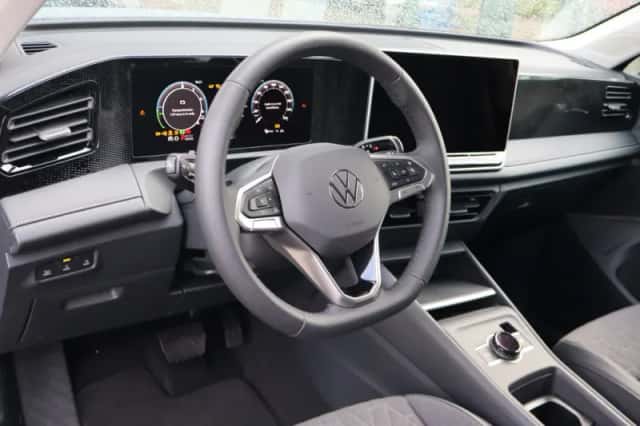 Volkswagen Tiguan (2026) thumbnail 4