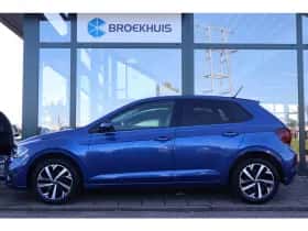Volkswagen Polo (2022) thumbnail 2