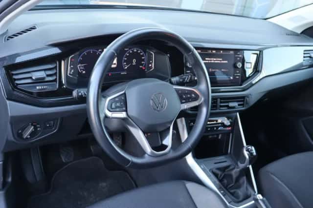 Volkswagen Polo (2022) thumbnail 4