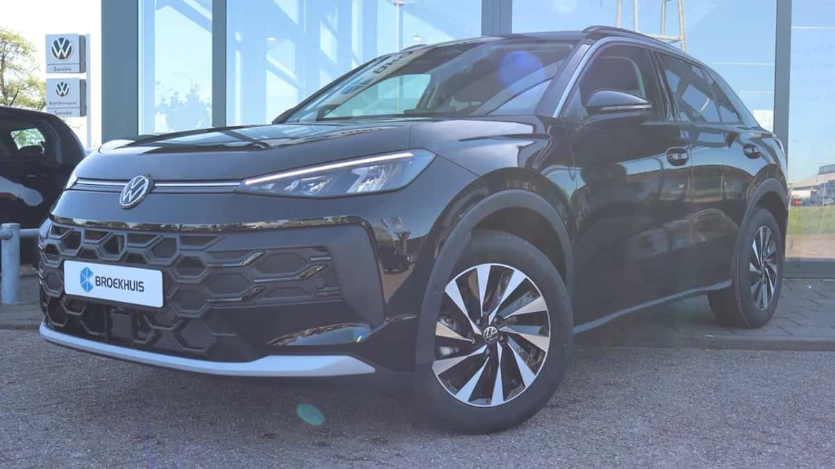 Volkswagen T-Roc (2026) — foto 1
