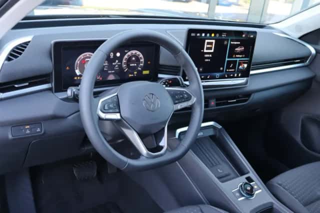Volkswagen T-Roc (2026) thumbnail 4