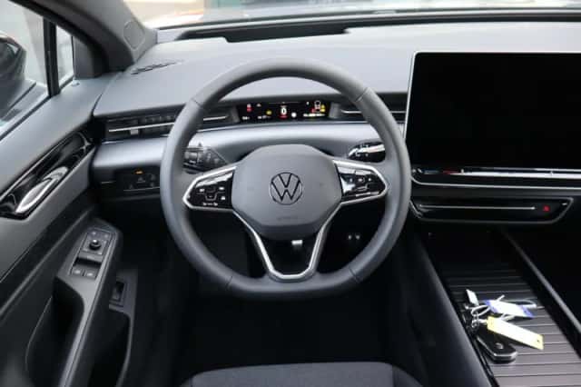 Volkswagen ID.7 (2026) thumbnail 5