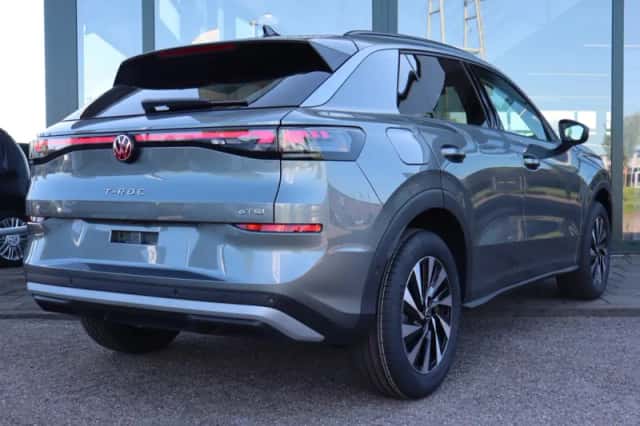 Volkswagen T-Roc (2026) thumbnail 8