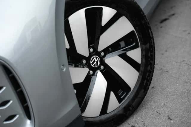 Volkswagen ID. Buzz (2026) thumbnail 5