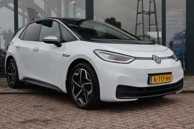 Volkswagen ID.3 (2020) thumbnail 1