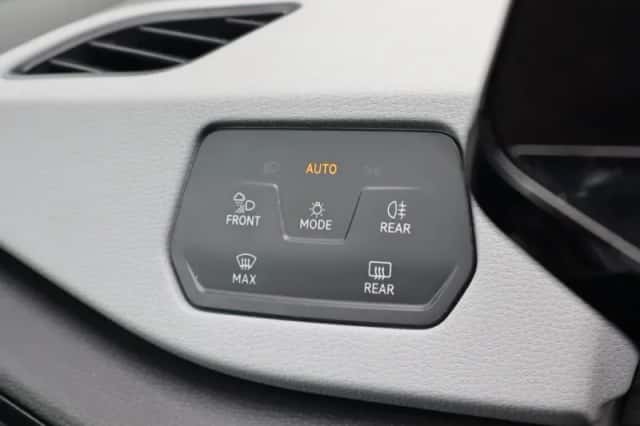 Volkswagen ID.3 (2020) thumbnail 11