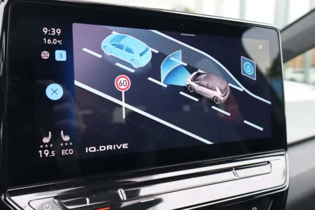 Volkswagen ID.3 (2020) thumbnail 18