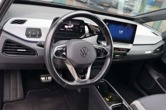 Volkswagen ID.3 (2020) thumbnail 6