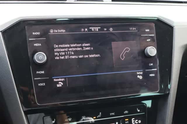 Volkswagen Passat (2022) thumbnail 15