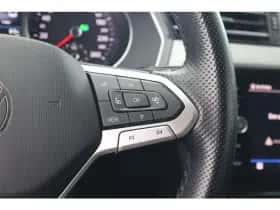 Volkswagen Passat (2022) thumbnail 20