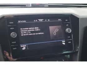 Volkswagen Passat (2022) thumbnail 25