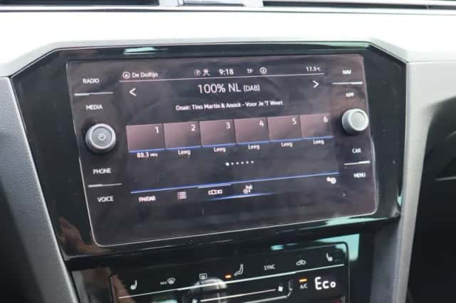 Volkswagen Passat (2022) thumbnail 27