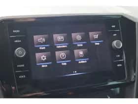 Volkswagen Passat (2022) thumbnail 28