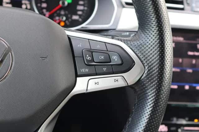 Volkswagen Passat (2022) thumbnail 30