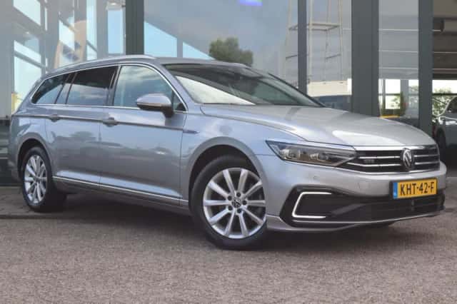 Volkswagen Passat (2022) thumbnail 7