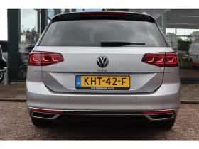 Volkswagen Passat (2022) thumbnail 9