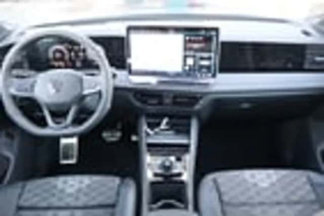 Volkswagen Tiguan (2026) thumbnail 3