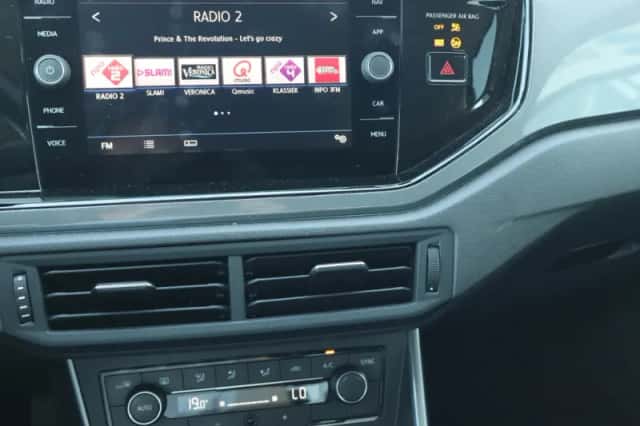 Volkswagen Polo (2018) thumbnail 9