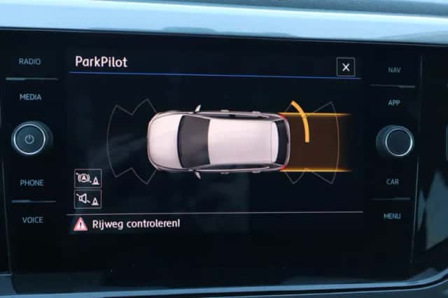 Volkswagen Polo (2018) thumbnail 10