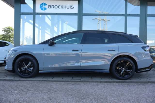 Volkswagen ID.7 (2026) thumbnail 2