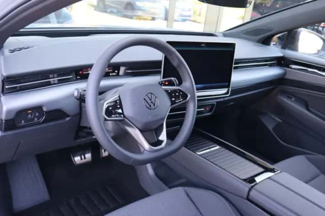 Volkswagen ID.7 (2026) thumbnail 4