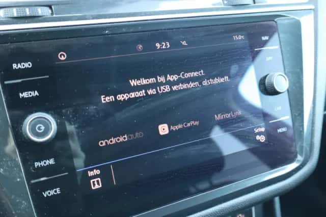 Volkswagen Tiguan (2018) thumbnail 7