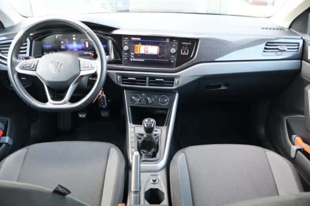 Volkswagen Polo (2024) thumbnail 3