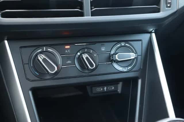 Volkswagen Polo (2024) thumbnail 27