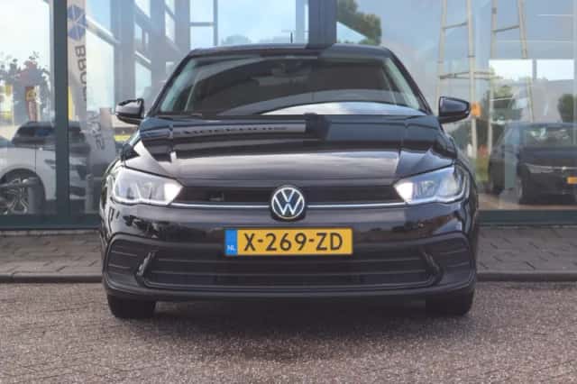 Volkswagen Polo (2024) thumbnail 4