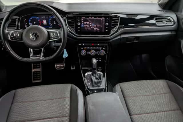 Volkswagen T-Roc (2022) thumbnail 5