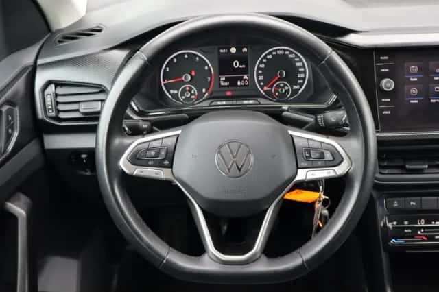 Volkswagen T-Cross (2022) thumbnail 6