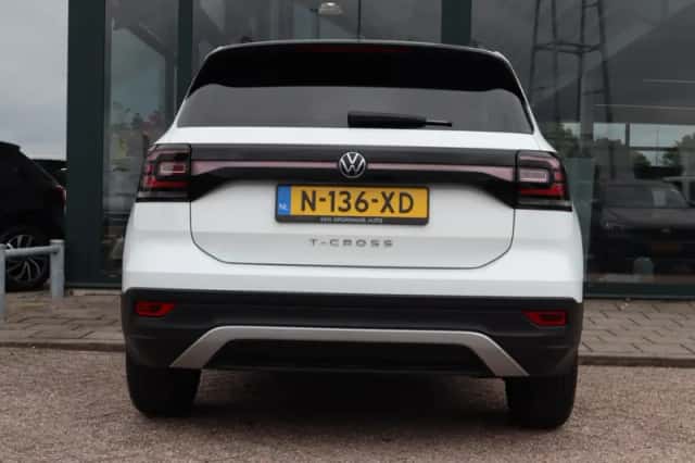 Volkswagen T-Cross (2022) thumbnail 5