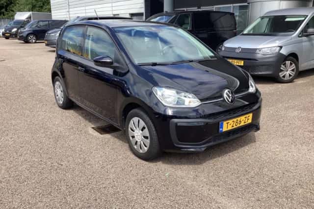 Volkswagen Up! (2023) thumbnail 4