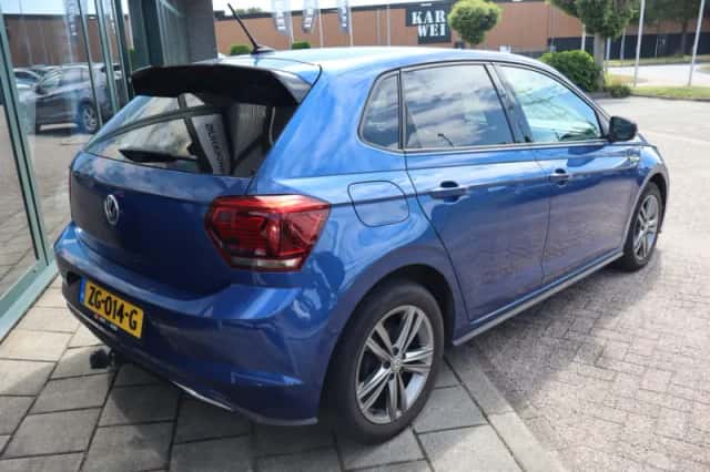 Volkswagen Polo (2019) thumbnail 4