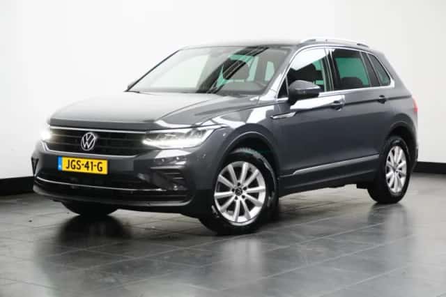 Volkswagen Tiguan (2023) thumbnail 1