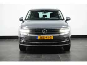Volkswagen Tiguan (2023) thumbnail 2