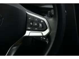 Volkswagen Tiguan (2023) thumbnail 12
