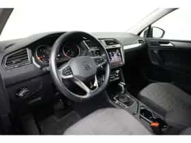 Volkswagen Tiguan (2023) thumbnail 16